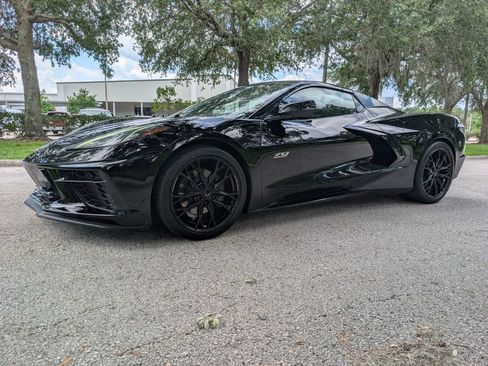 Used 2023 Chevrolet Corvette Stingray Premium Conv w/ Stealth Interior Trim Package RWD image 3