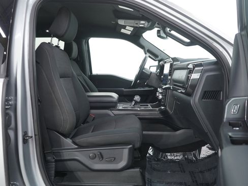 Used 2022 Ford F150 XLT w/ Equipment Group 302A High image 11