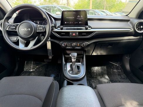 Used 2024 Kia Forte LXS image 13