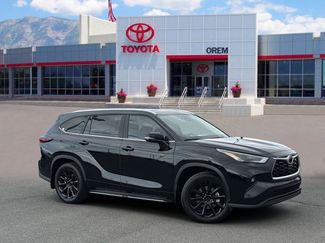 Used 2026 Toyota Highlander XLE video 1