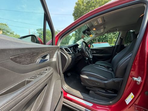 Used 2014 Buick Encore Convenience FWD image 17