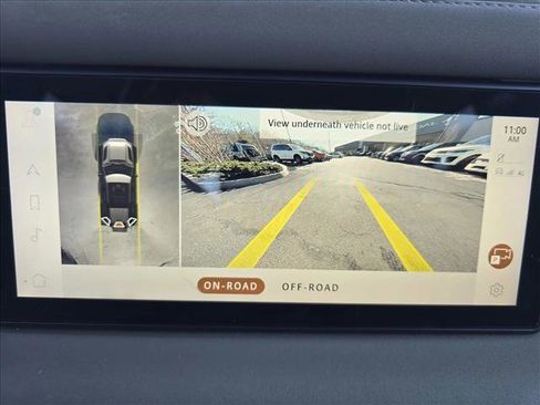 Certified 2020 Land Rover Defender 110 SE image 23