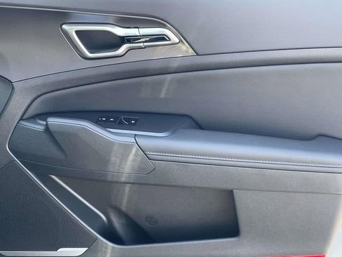 New 2026 Kia Sportage EX image 12