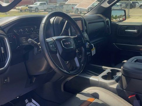 Used 2019 GMC Sierra 1500 AT4 w/ AT4 Preferred Package AWD/4WD image 14