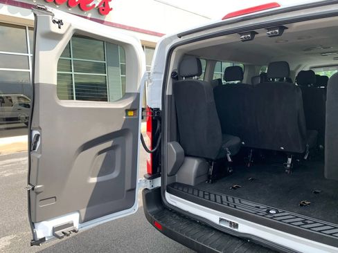 Used 2021 Ford Transit 350 XL image 38