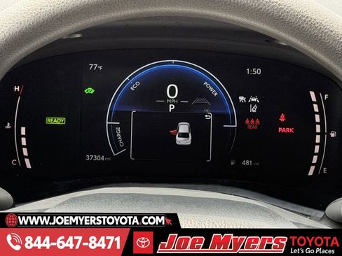 Used 2025 Toyota Camry LE image 16