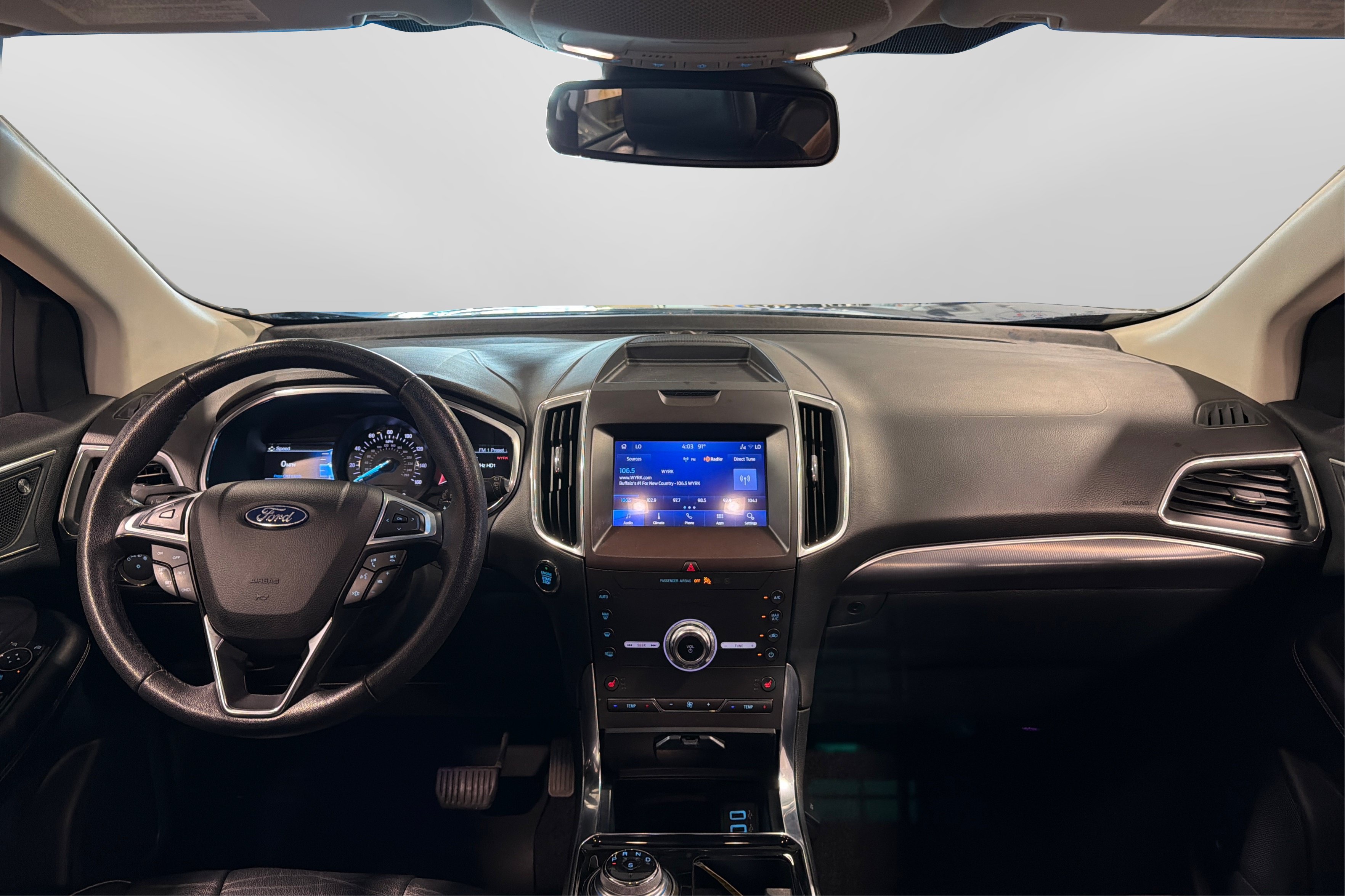 Used 2020 Ford Edge Titanium AWD/4WD image 23