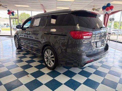 Used 2016 Kia Sedona SX Limited FWD image 5