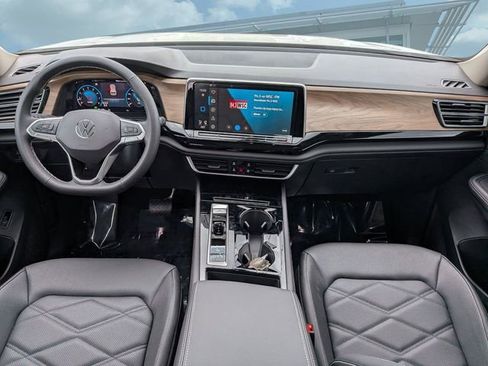 New 2026 Volkswagen Atlas SE FWD image 16