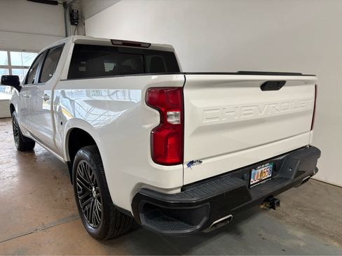 Used 2021 Chevrolet Silverado 1500 RST image 3