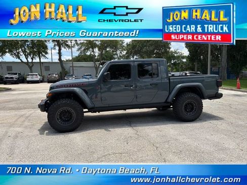 Used 2025 Jeep Gladiator Mojave AWD/4WD image 4