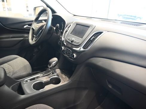 Used 2024 Chevrolet Equinox LT FWD image 13