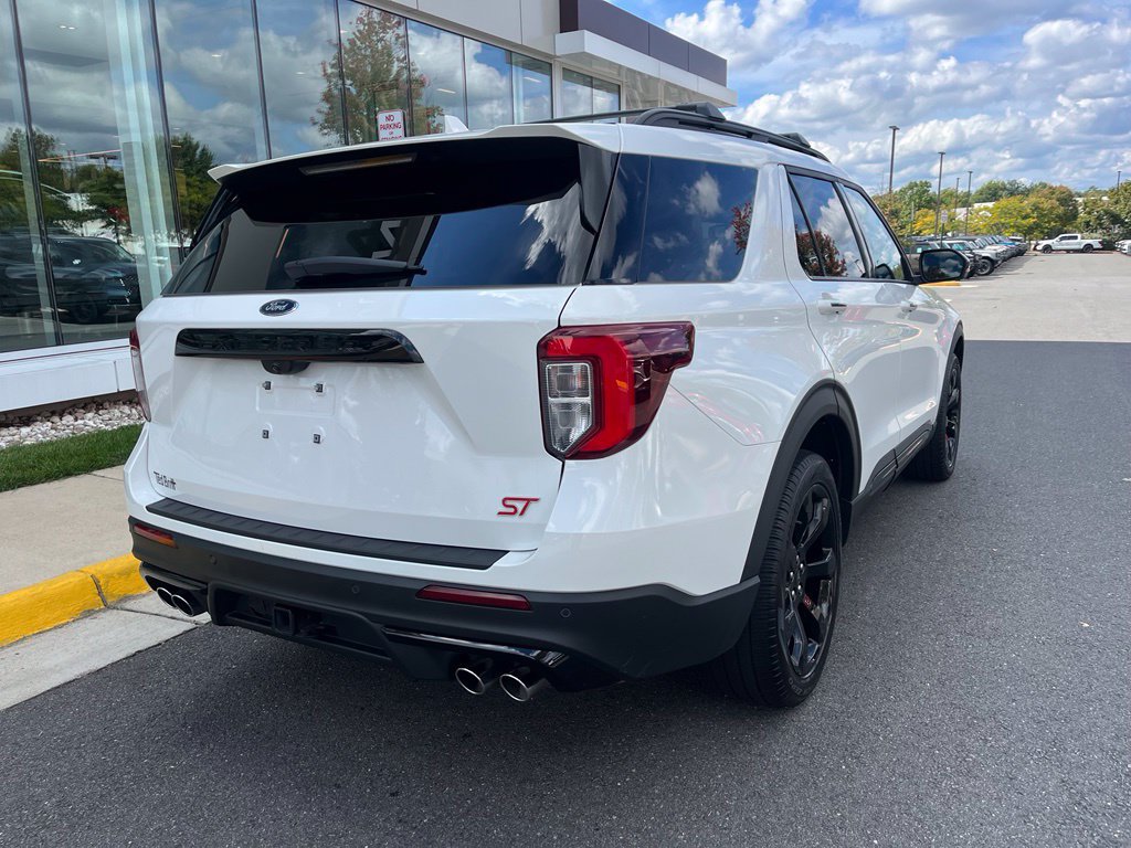 Certified 2023 Ford Explorer ST w/ Equipment Group 401A AWD/4WD image 9