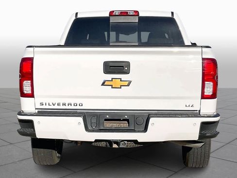 Used 2017 Chevrolet Silverado 1500 LTZ Z71 w/ LTZ Plus Package image 6