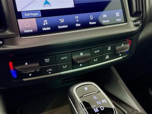Used 2022 Maserati Levante Modena image 18