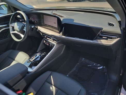New 2026 Audi Q5 Premium AWD/4WD image 11