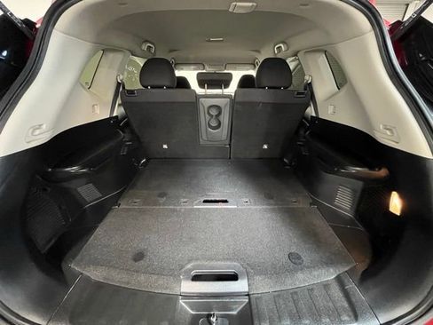 Used 2016 Nissan Rogue S image 14