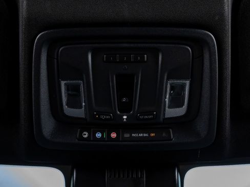 Used 2025 GMC Sierra 1500 AT4 w/ AT4 Premium Package image 28