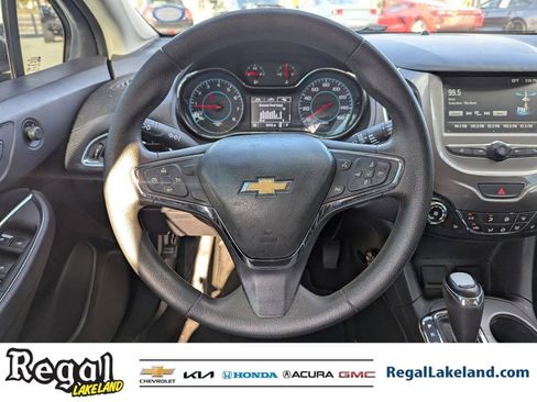 Used 2017 Chevrolet Cruze LT w/ Convenience Package image 11
