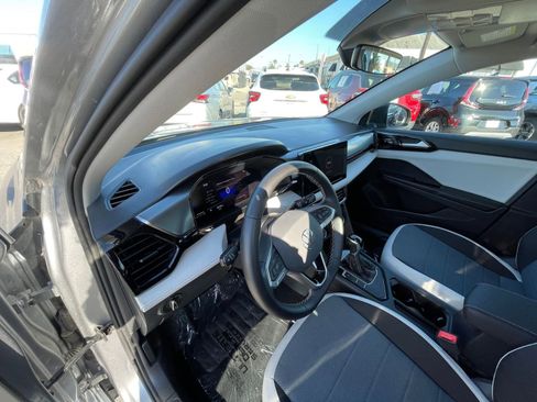 Used 2025 Volkswagen Taos S image 34