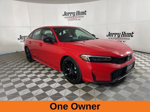 Used 2025 Honda Civic Sport image 4