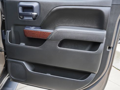 Used 2015 GMC Sierra 1500 SLE image 26