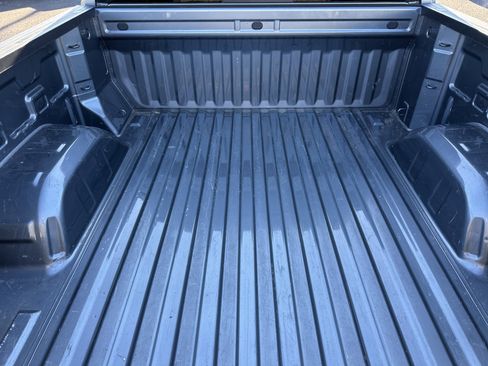 Used 2021 Chevrolet Silverado 1500 RST w/ Convenience Package II image 5