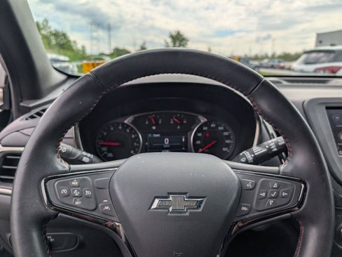 Used 2022 Chevrolet Equinox RS AWD/4WD image 10