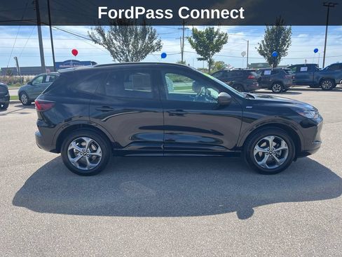 Used 2024 Ford Escape ST-Line w/ Tech Pack #1 AWD/4WD image 8