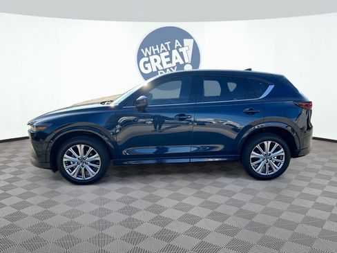 Used 2023 MAZDA CX-5 Signature image 3