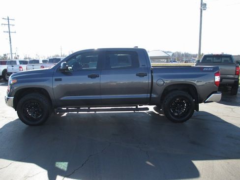 Used 2020 Toyota Tundra SR5 w/ SR5 Upgrade Package image 8