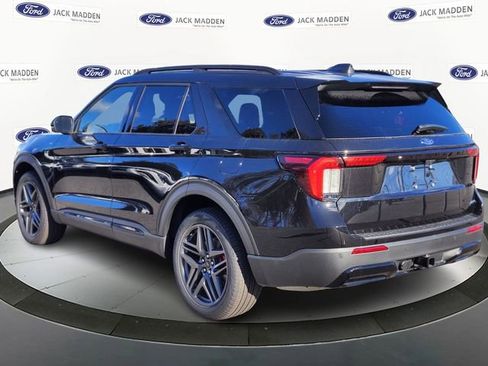 New 2026 Ford Explorer ST-Line w/ ST-Line Street Pack AWD/4WD image 3
