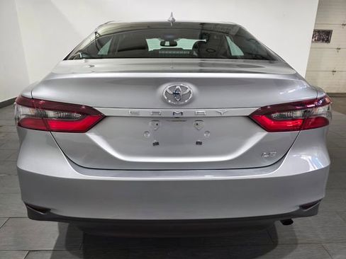 Used 2023 Toyota Camry LE w/ Convenience Package image 4