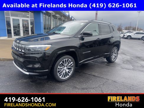 Used 2022 Jeep Compass Limited w/ Elite Group image 2