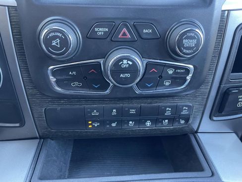 Used 2017 RAM 1500 Limited image 35