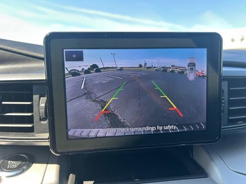 Used 2023 Ford Explorer XLT w/ Class IV Trailer Tow Package image 21