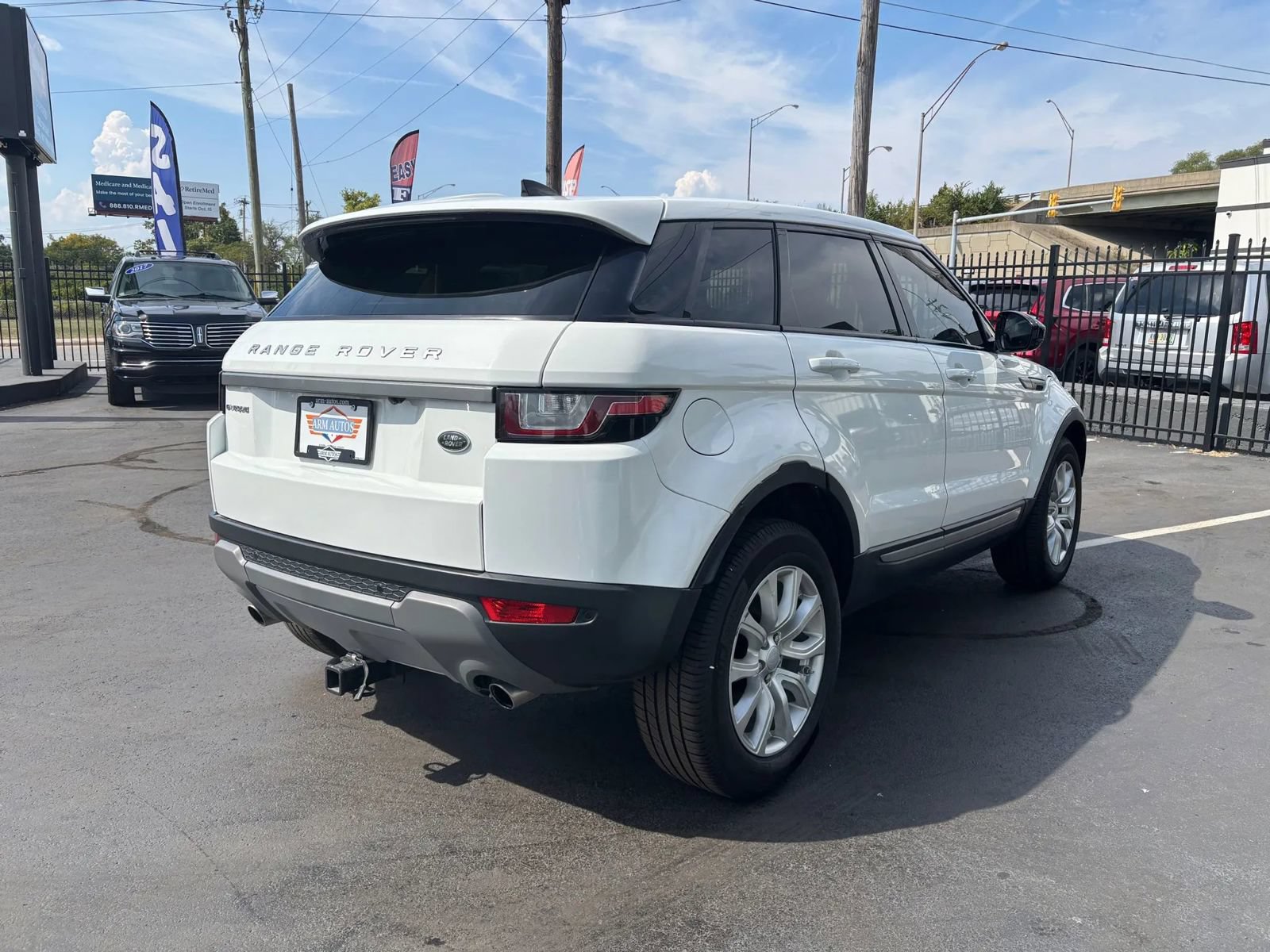 Used 2019 Land Rover Range Rover Evoque SE Premium AWD/4WD image 10