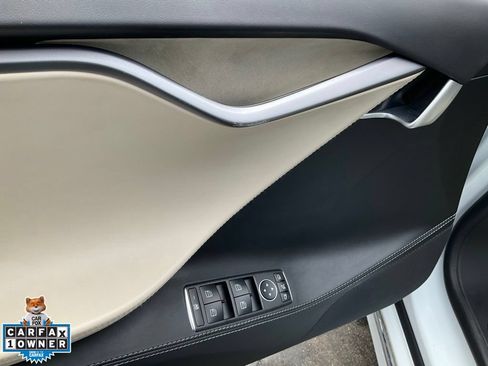 Used 2018 Tesla Model S 75D AWD/4WD image 24