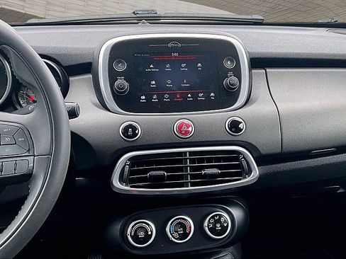Used 2018 FIAT 500X Trekking image 5