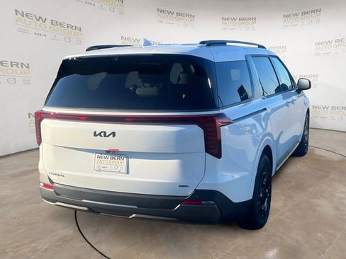 New 2026 Kia Carnival SX Prestige FWD image 5