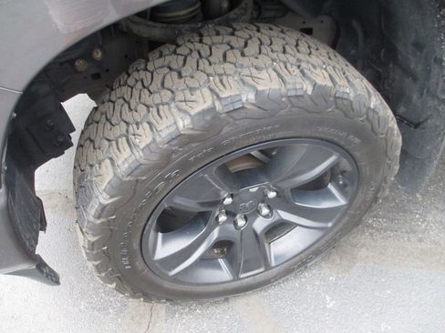 Used 2020 RAM 1500 Big Horn AWD/4WD image 16