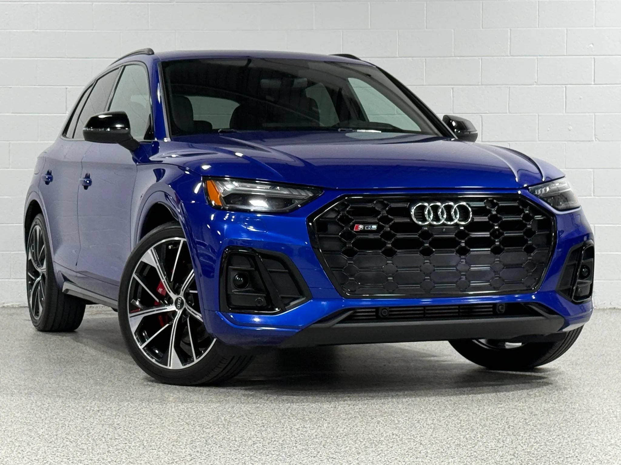 Used 2021 Audi SQ5 Prestige w/ Prestige Package AWD/4WD image 4