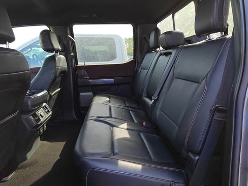 Used 2022 Ford F150 Lariat w/ Equipment Group 502A High AWD/4WD image 18