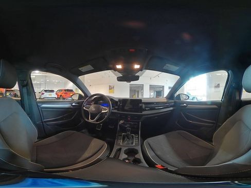Used 2025 Volkswagen Jetta Sport FWD image 41