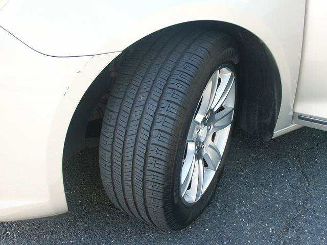 Used 2011 Buick LaCrosse CXL FWD image 15