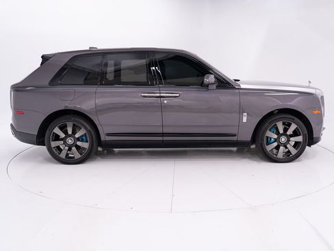 Certified 2024 Rolls-Royce Cullinan w/ Cullinan Package AWD/4WD image 6