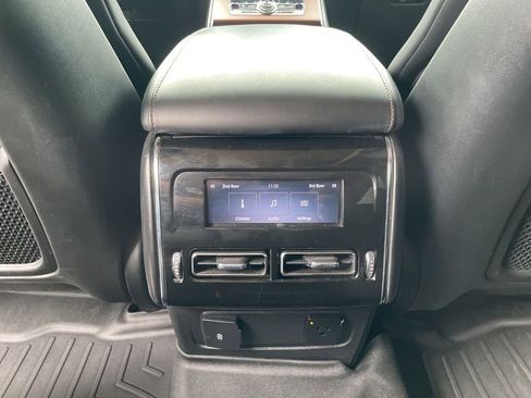 Used 2023 Lincoln Aviator Reserve image 26