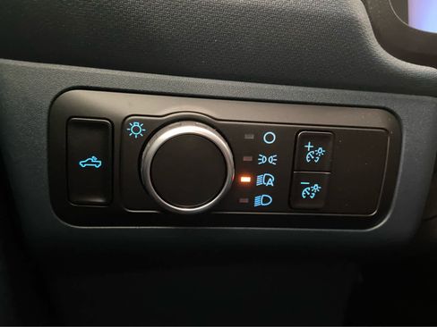 New 2025 Ford Maverick XLT w/ XLT Luxury Package image 39