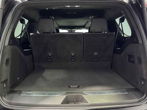 Used 2023 Cadillac Escalade ESV Premium Luxury image 41