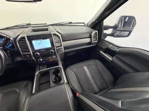 Used 2018 Ford F350 Platinum w/ Platinum Ultimate Package AWD/4WD image 33